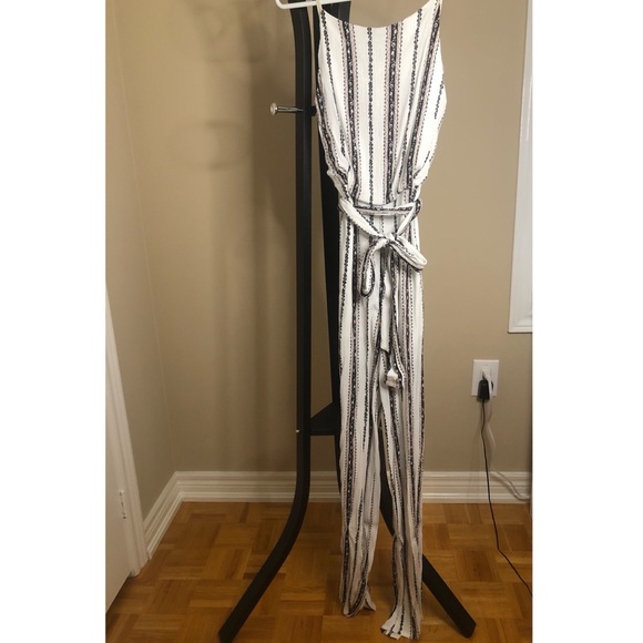 JUMPSUIT MBoutique - Picture 2 of 9